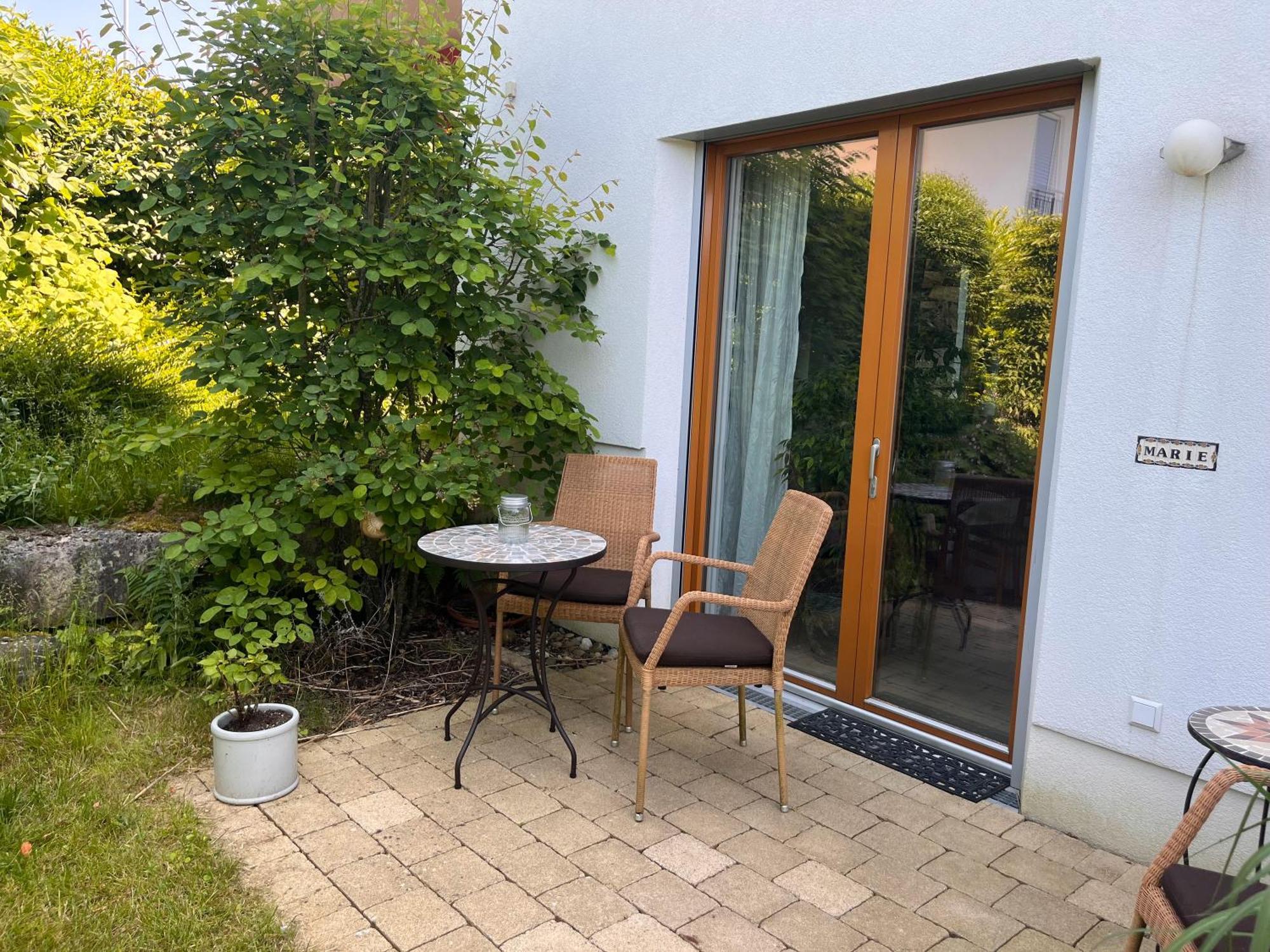 Ferienwohnungen Im Rosengarten Bodman-Ludwigshafen Luaran gambar